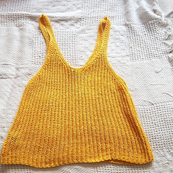 Mustard yellow tank top by Moon and Madison (size M) - Picture 2 of 4